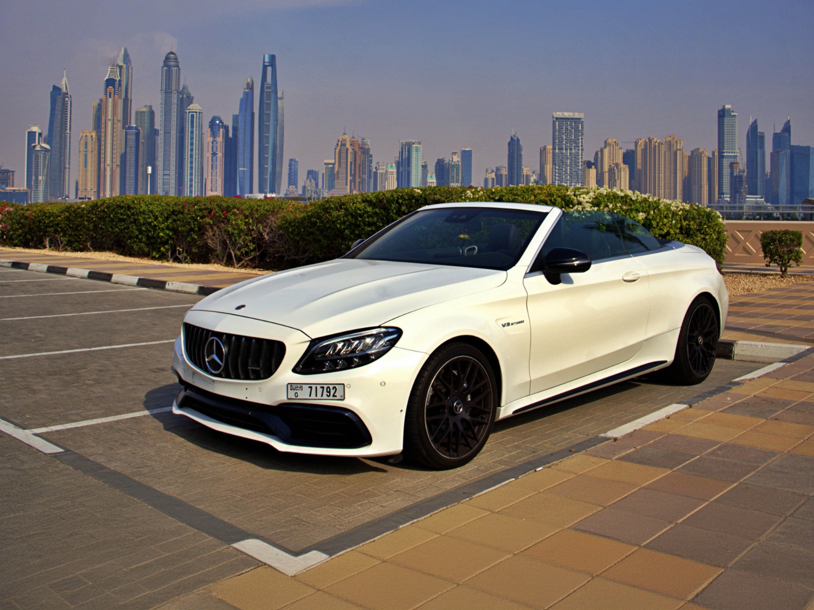 Mercedes Benz AMG C63 Convertible 2021